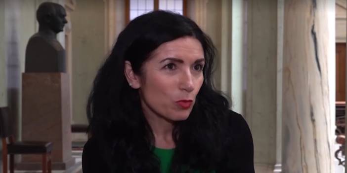 Kürt vekil Kakabaveh çekimser kaldı, İsveç hükümeti güven oylamasını kazandı