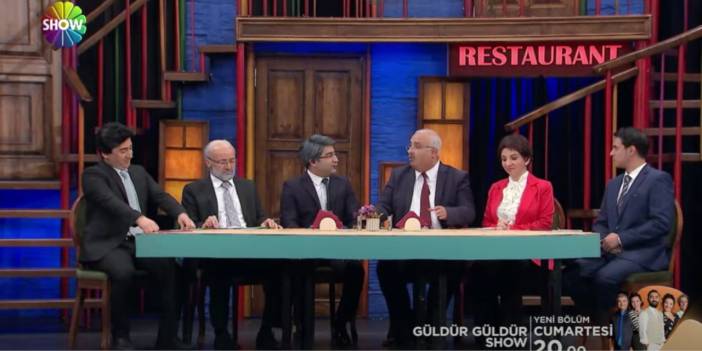 Güldür Güldür'den 6'lı masa skeci