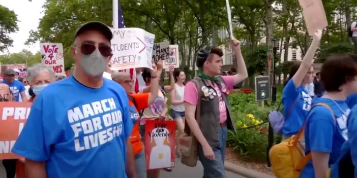 ABD'de on binler silah reformu için yürüdü