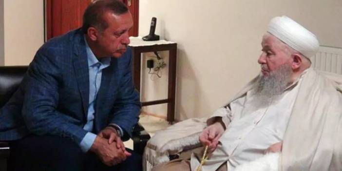 Erdoğan'dan Ustaosmanoğlu için gazetelere ilan : Manevi dünyamızın kandilleri arasında seçkin yerini aldı