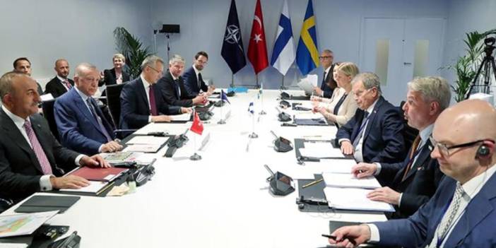Türkiye, İsveç ve Finlandiya üçlü memorandum imzaladı: Türkiye NATO üyeliklerini destekleyecek