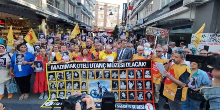 Sivas Katliamı’nın 29. yılında Madımak önünde anma: 'Bu otel hala yanıyor'