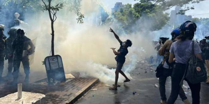 Sri Lanka'da yeni devlet başkanının ilk icraatı: Protestocuların kampını bastırmak
