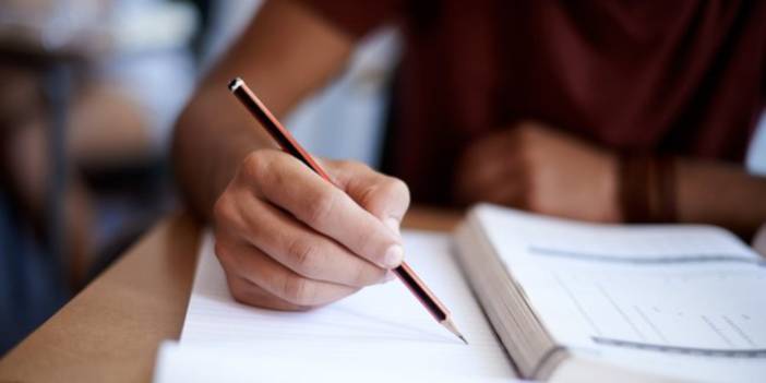 İddia: KPSS'de sorulan sorular Yediiklim Yayınları'nın kitabından çıktı