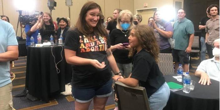 ABD'de kürtaj karşıtlarına sandık dersi: Yasak girişimi referandumda reddedildi