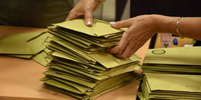 Metropoll'ün son seçim anketi: AKP 8 puan önde