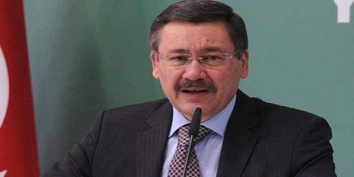 Yeni Şafak yazarından Gökçek'e tavsiye: Bir süre sosyal medya kullanmasa...