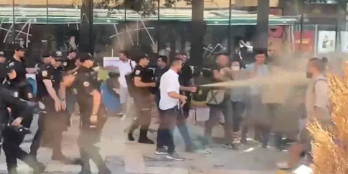 Polisten öğretmenlere biber gazı