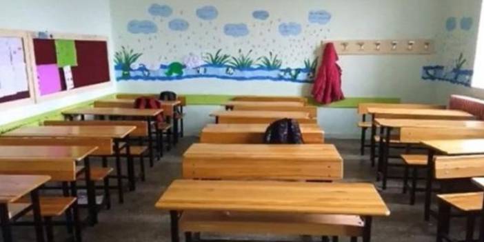 Ekonomik krizin gölgesinde okullar açılıyor