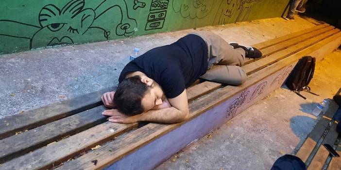 CHP'nin yurt çıkmayan öğrenciye barınma desteği teklifi AKP-MHP oylarıyla reddedildi