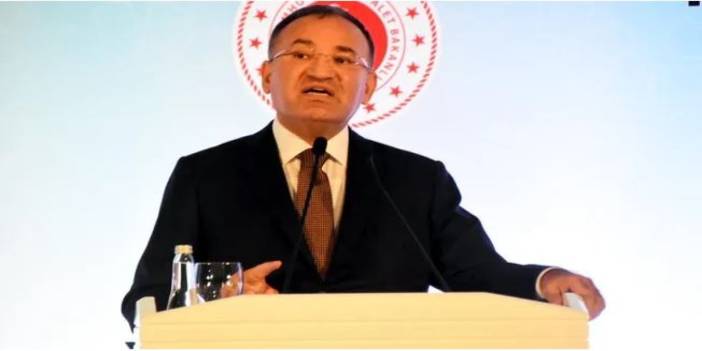 Bozdağ: Başörtüsü için Anayasa'nın 24. maddesi değişecek