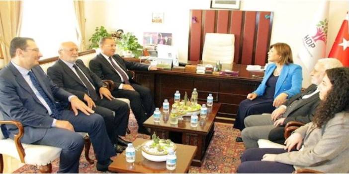 AKP'nin HDP ziyareti: Ankara'da yeni denklem