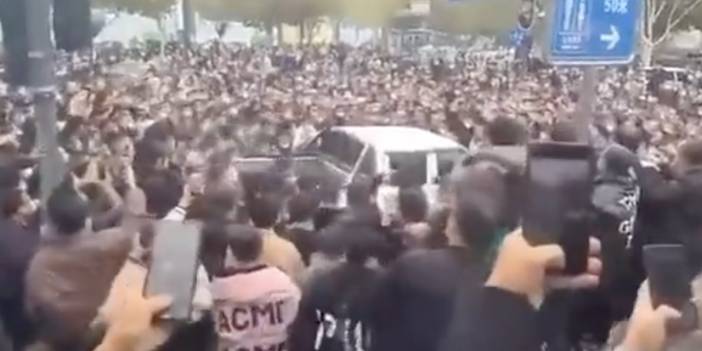 Çin'de karantina protestoları büyüyor: Şi'ye istifa çağrısı