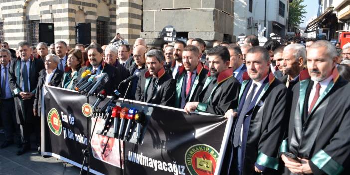 Eski Diyarbakır Baro Başkanı Tahir Elçi katledildiği yerde anıldı
