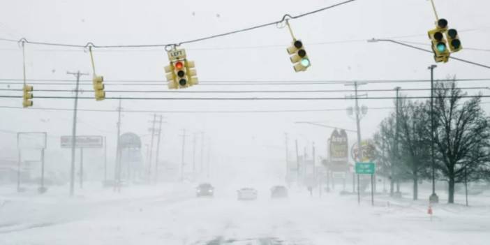 ABD'de 'nesilde bir görülecek' kar fırtınası: En az 19 kişi yaşamını yitirdi