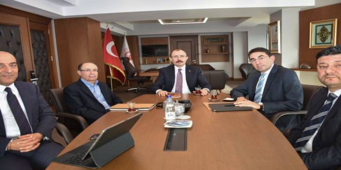 Bakan Muş'tan zincir marketlerin genel müdürlerine 'haksız zam' uyarısı