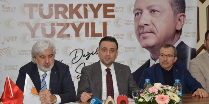 AKP'li yöneticiye göre partisi yüzde 40-41'in altına düşmedi