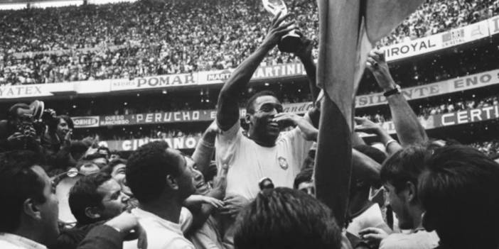 Efsane futbolcu Pele için Brezilya'da 3 gün yas ilan edildi