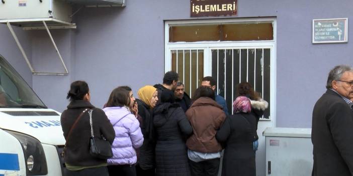 Üç yolcu tarafından dövülen taksici hayatını kaybetti