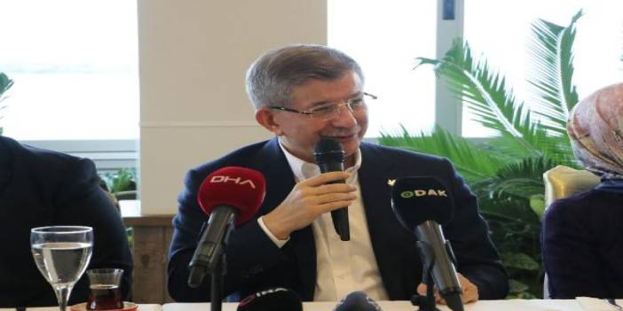 Davutoğlu’ndan ‘çekilme’ sözlerine açıklama: Tepkim ‘Altılı Masa’ya değil, manipülasyon yapanlara’