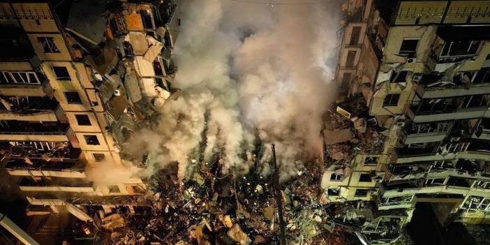 Rusya'nın vurduğu Dnipro'da ölü sayısı 35’e çıktı