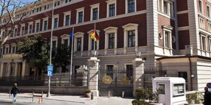 Hollanda ve İngiltere'nin ardından Almanya Başkonsolosluğu da güvenlik gerekçesiyle kapatıldı