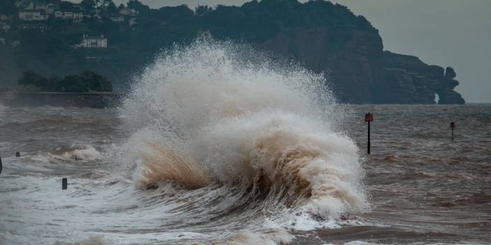 Türkiye'deki depremin ardından İtalya'da tsunami alarmı