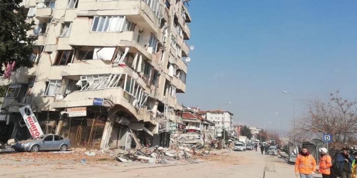 Deprem sonrası Hatay enkaz altında