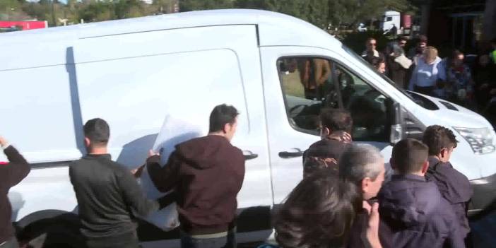 Deprem bölgesine gönderilen not: 'Kumbarada ne kadar var bilmiyoruz, varsın olmasın bisikletimiz, yeter ki siz iyi olun'