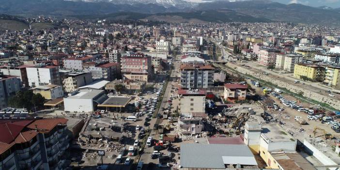 Barış Pehlivan: Devletin depremi resmi raporlarla ortada