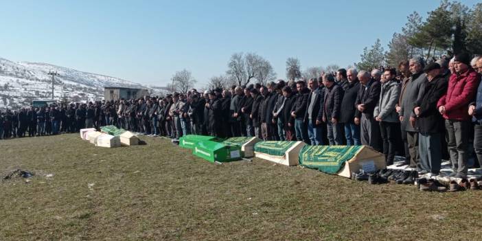 Hatay'da enkaz altında kalan aileden 1'i bebek 13 kişi hayatını kaybetti