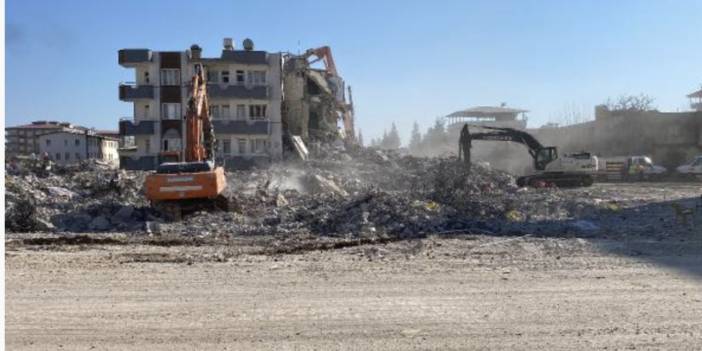 Marmara depreminin savcısından meslektaşlarına çağrı: Kanıt alınmadan enkaz kaldırılmasın