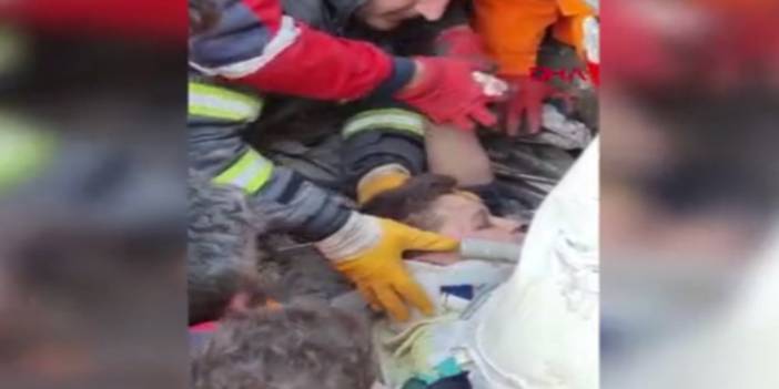 Hatay ve Maraş’ta iki çocuk enkazdan kurtarıldı