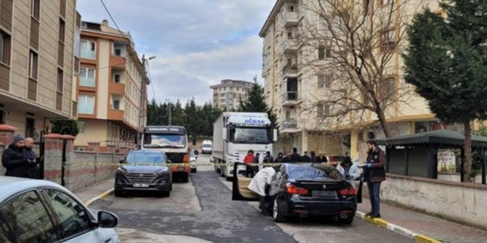 İstanbul Pendik'te Şahkulu Sultan Vakfı şubesine silahlı saldırı!