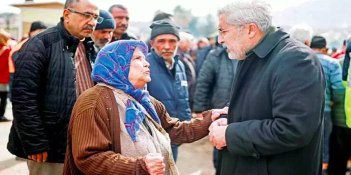 Depremde 11 yakınını kaybeden AKP'li Hüseyin Yayman: Herkese yardım ettim ablama edemedim