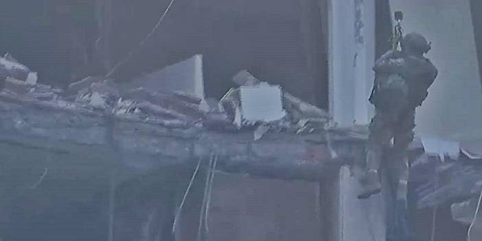 Babacan, helikopterli kedi kurtarma operasyonunu Erdoğan'a sordu: Neden imkanları ilk 48 saatte kullanmadınız?