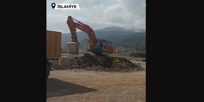 Bakan Kurum: 855 konutumuz için ilk kazmayı vurduk