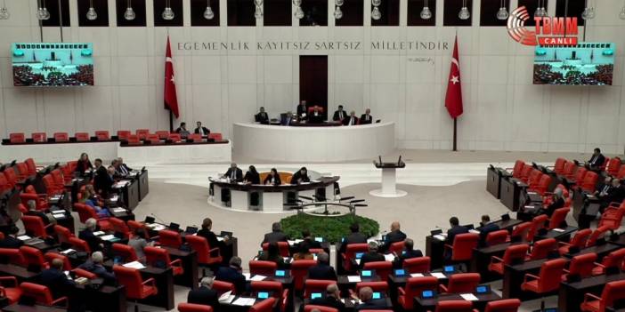 'Asgari ücretlilerin enflasyona karşı korunması' için verilen önerge Meclis'te reddedildi