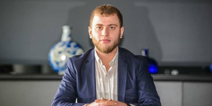 Genç İmam Hatipliler seccade fotoğrafı için 'hoş görülmesi gereken kusur' dedi