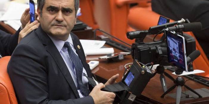 CHP listelerinde yer almayan Ali Şeker: '8 yıl boyunca mücadele ettim ve mücadele etmeye de devam edeceğim'