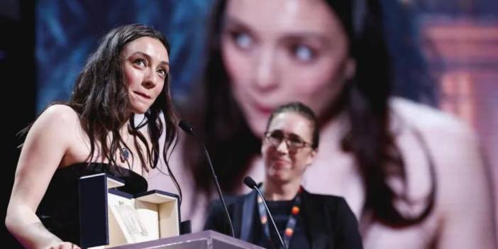 Cannes'da en iyi kadın oyuncu ödülü Merve Dizdar'ın