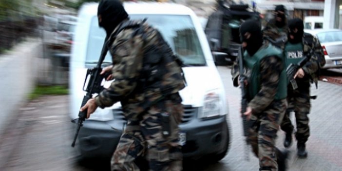 Akdeniz ve Ege'de 8 kentte 'Sahil Rüzgarı' operasyonu, 171 gözaltı kararı