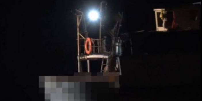 İtalya'da uyuşturucu operasyonu: Güney Amerika'dan 5.3 ton kokain taşıyan geminin mürettebatından 8'i Türk