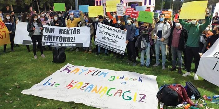 Boğaziçililerin 'kırmızı boyalı' protestosuna dört yıla kadar hapis istemi