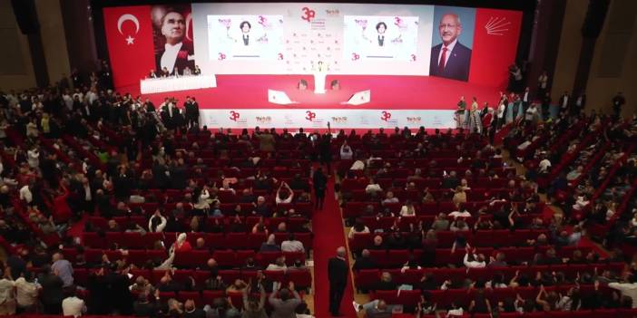 Canan Kaftancıoğlu, CHP İstanbul İl Kongresi'nde seslendi: 'Benim gibi en güçlü zamanında istifa eden varsa gelsin'