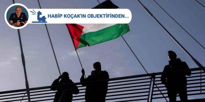 Londra'da on binlerce kişi Filistin'e özgürlük istedi