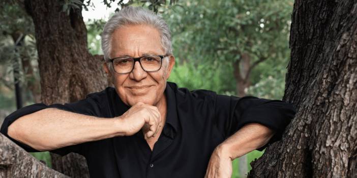 Zülfü Livaneli'den Edip Akbayram için taziye mesajı