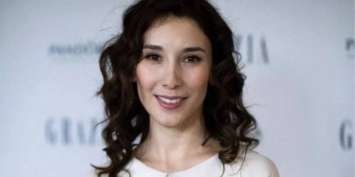 Sibel Kekilli instagram hesabından Türkiye engelini kaldırdı
