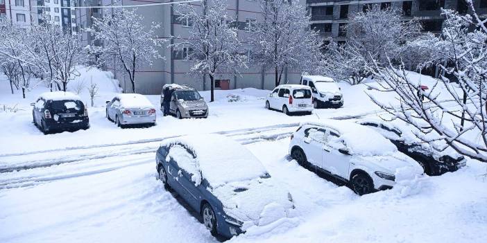 Bitlis’te okullara 1 gün kar tatili