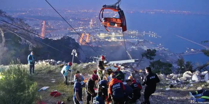 Antalya'daki teleferik kazası sonrası ihmal tartışmaları